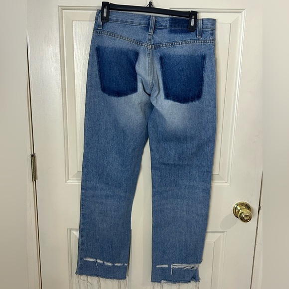 Urban Outfitters BDG Women’s Size 24 Boyfriend Low Rise Distressed Jeans - Picture 3 of 8